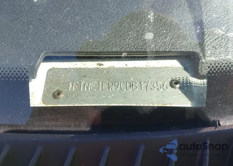 2012 Ford E-150 Commercial z USA, uszkodzony, nr VIN 1FTNE1EW9CDB17356